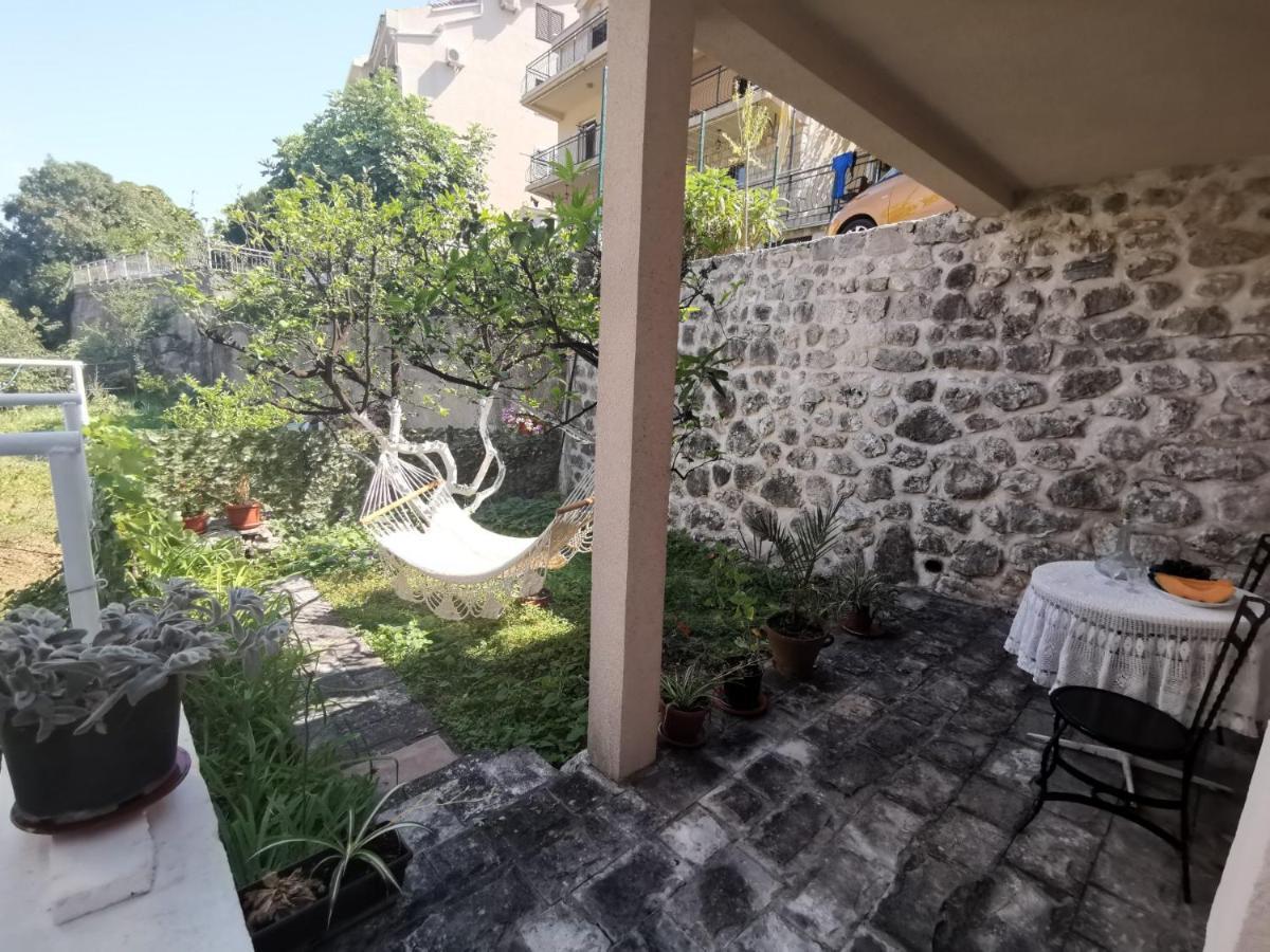Apartments Coso Zlatne Njive Bb Kotor Exterior foto